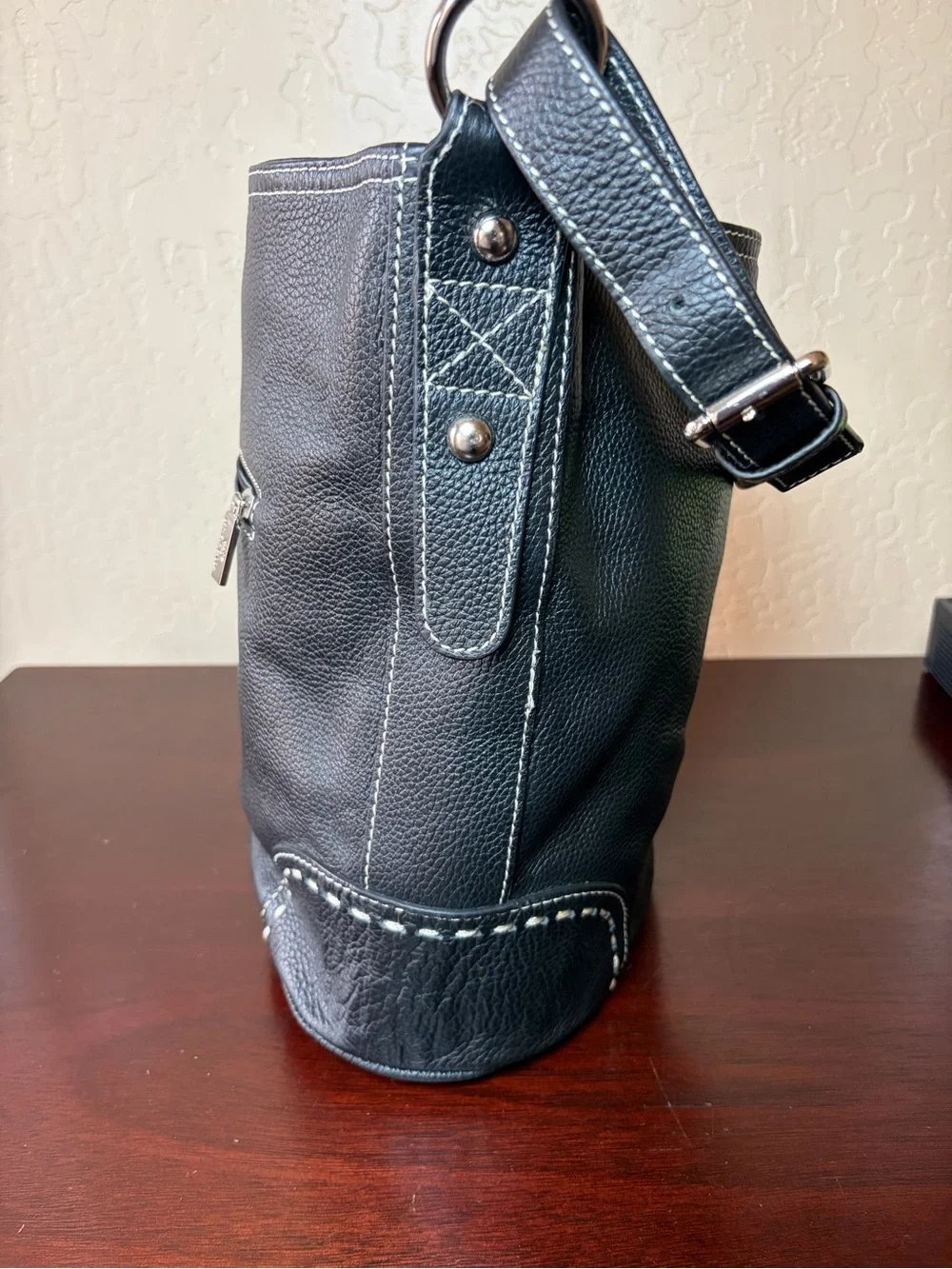 Daniela Moda Black Italian Leather Shoulder Hobo Bag